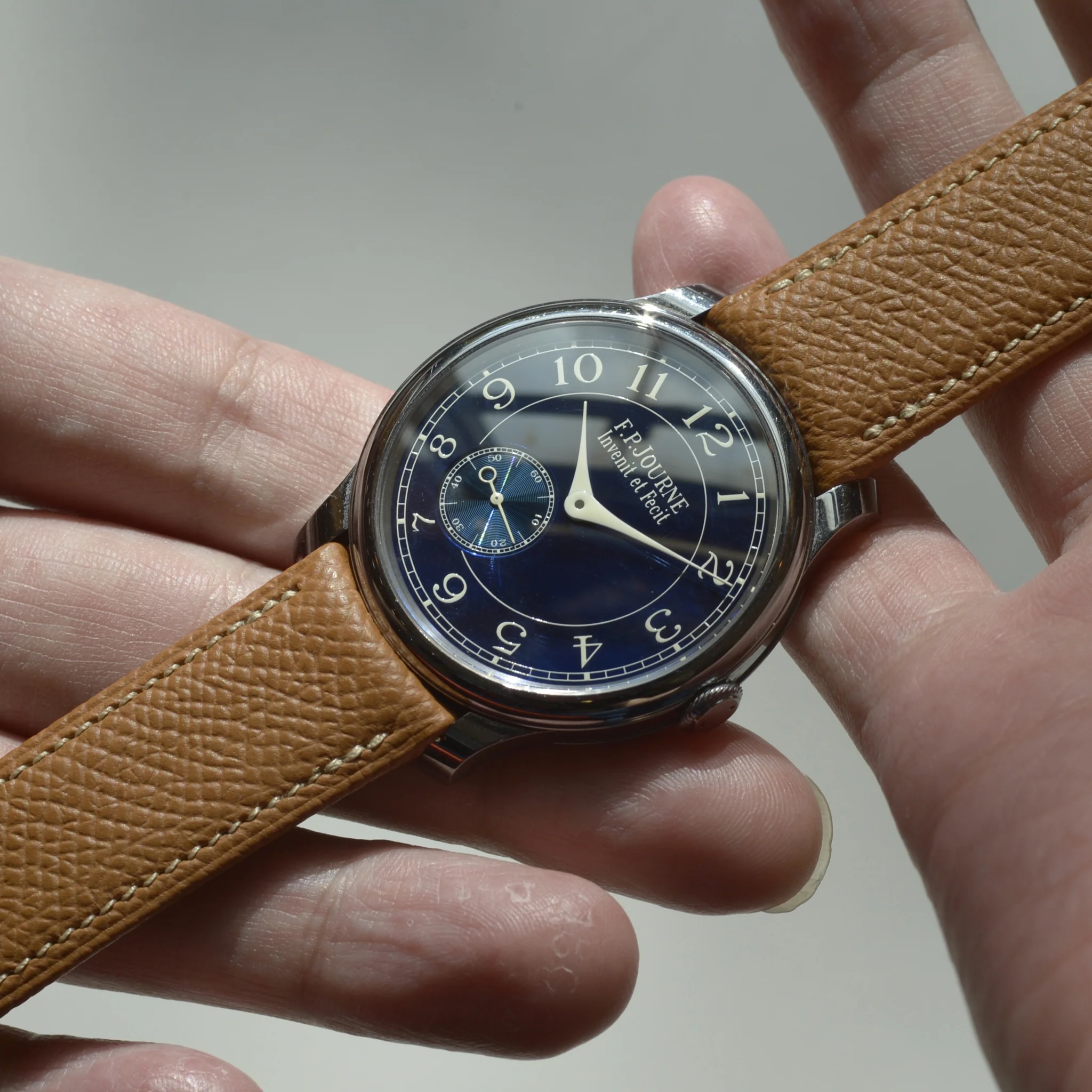 Bracelet_montre_veau_graine_gold_FP_journe.jpeg