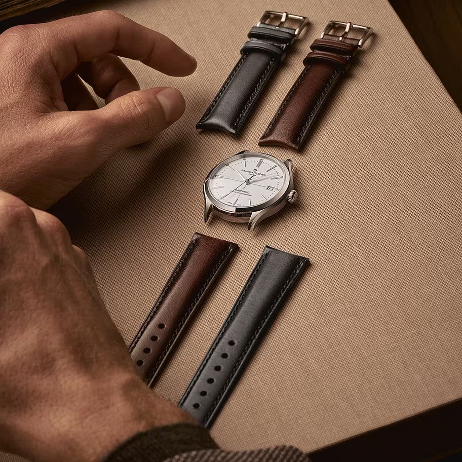 Bracelet_motnre_cuir_veau_baume_et_mercier.jpeg