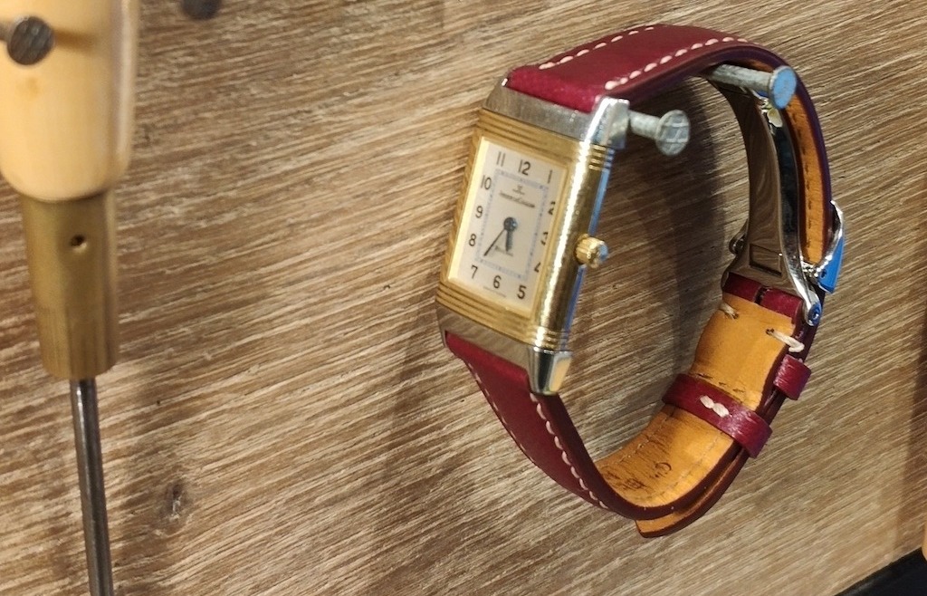 Bracelet Montre Veau Grainé Bordeaux - Montre Jaeger LeCoultre Reverso Dame Or/Acier