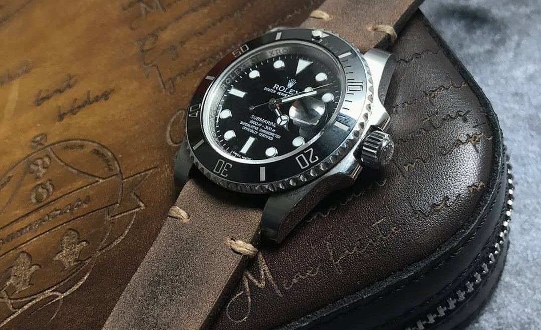 Rolex en cuir noir avec fermoir en or Bracelet 622496  Replique montre de  luxefausse Rolex montre montre pas cher