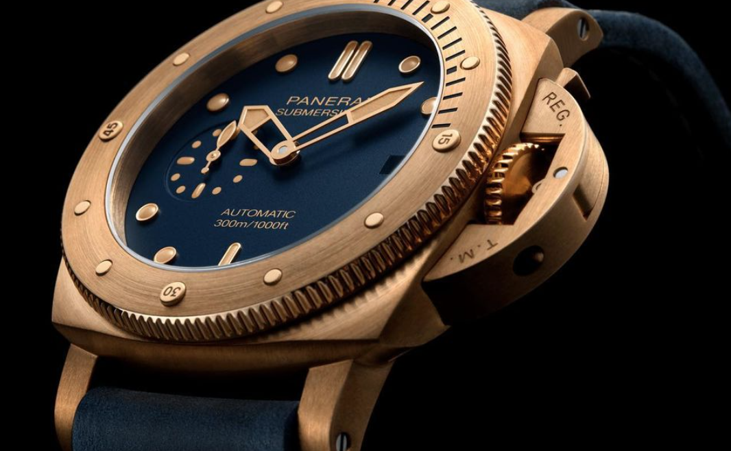 Bracelet de montre bleu vintage pour la marque Panerai collection Submersible du modèle Bronze Cadran Bleu