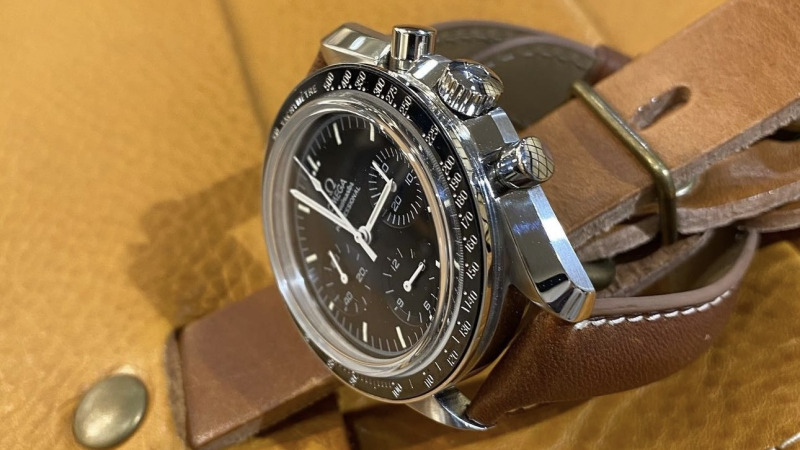 Bracelet Montre Veau Bombe Marron Fonce Couture Ecrue - Omega Speedmaster Professional