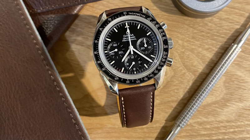 Bracelet Montre Veau Sellier Marron Chocolat Couture Ecrue - Omega Speedmaster Professional
